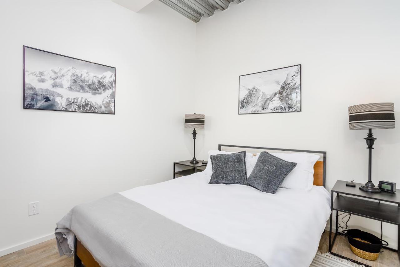 Downtown Contemporary Cove Villa Anchorage Bagian luar foto